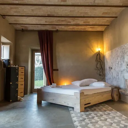 Bed & Breakfast Fortezza Antique 3*